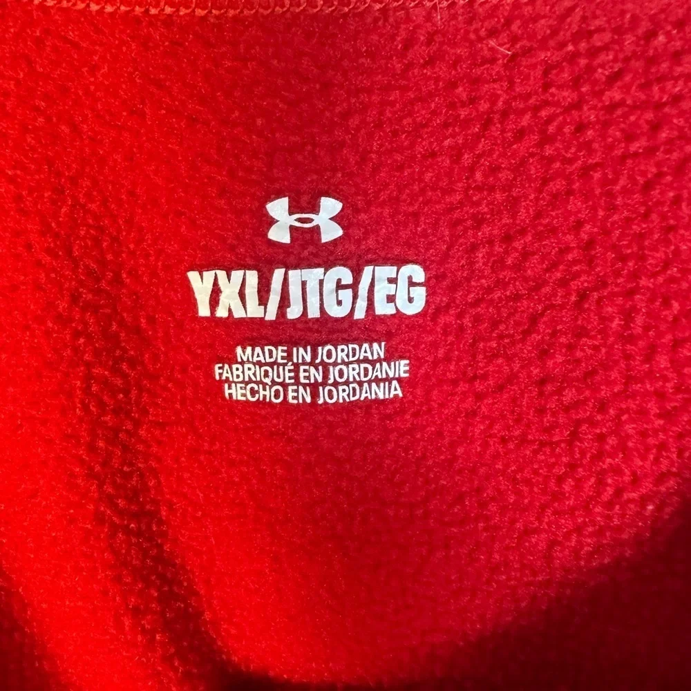 Under Armour item under